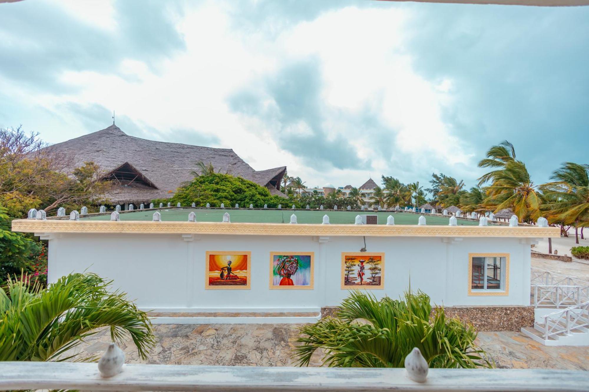 Twiga Beach Resort Watamu Eksteriør bilde