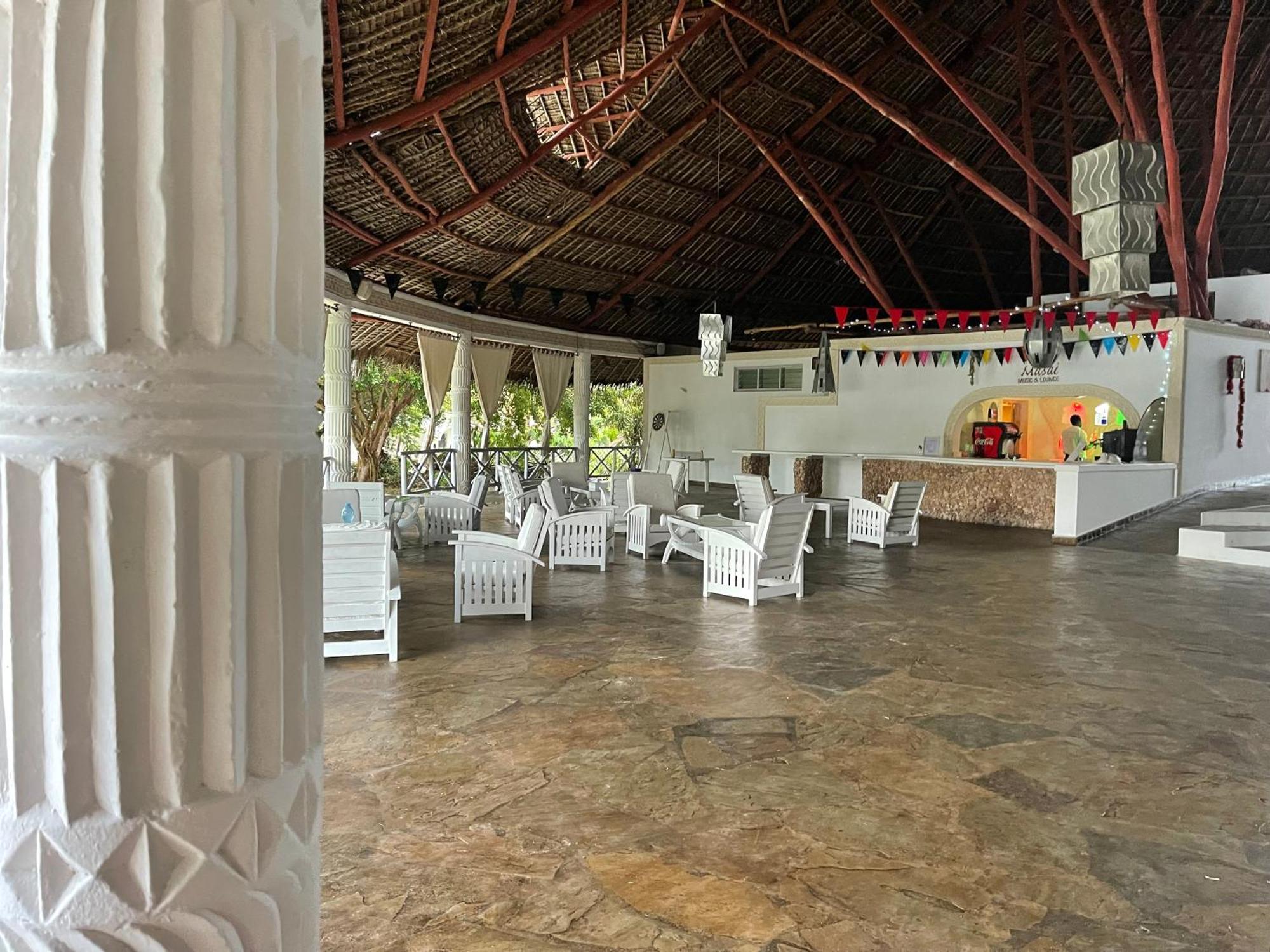 Twiga Beach Resort Watamu Eksteriør bilde